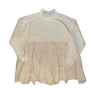 Gilli Tiered Ruffled Sweater Size Medium